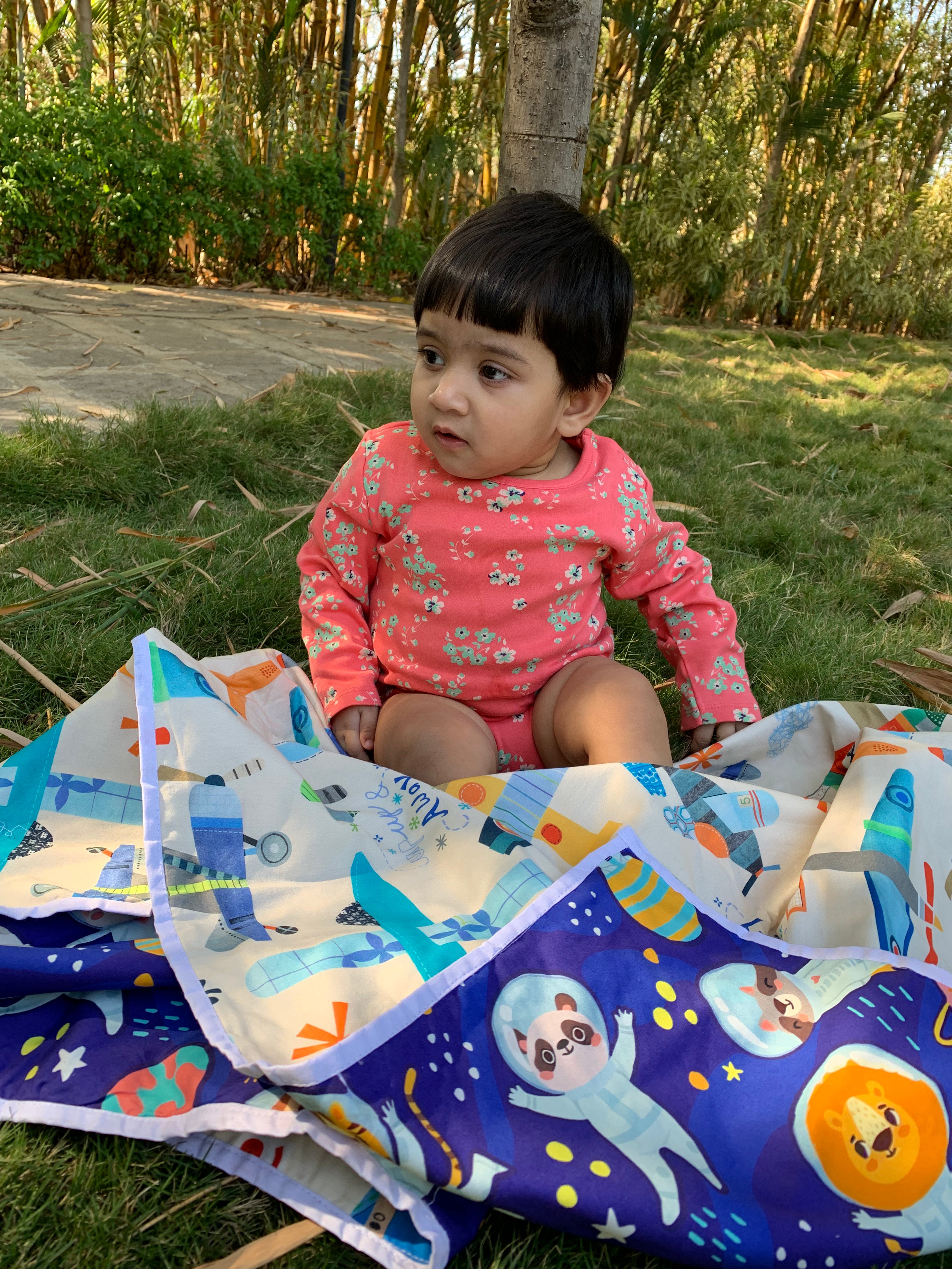 Space-Airplanes Reversible Baby Dohars